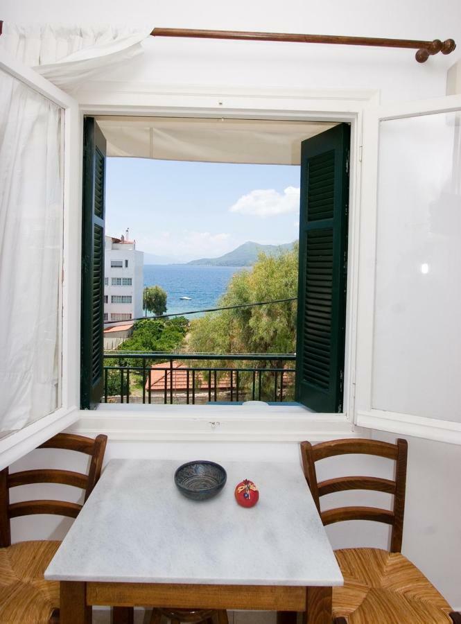 Soile Georgia Apartment Loutra Edipsou  Exterior foto